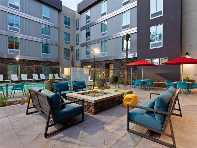 Home2 By Hilton Temecula