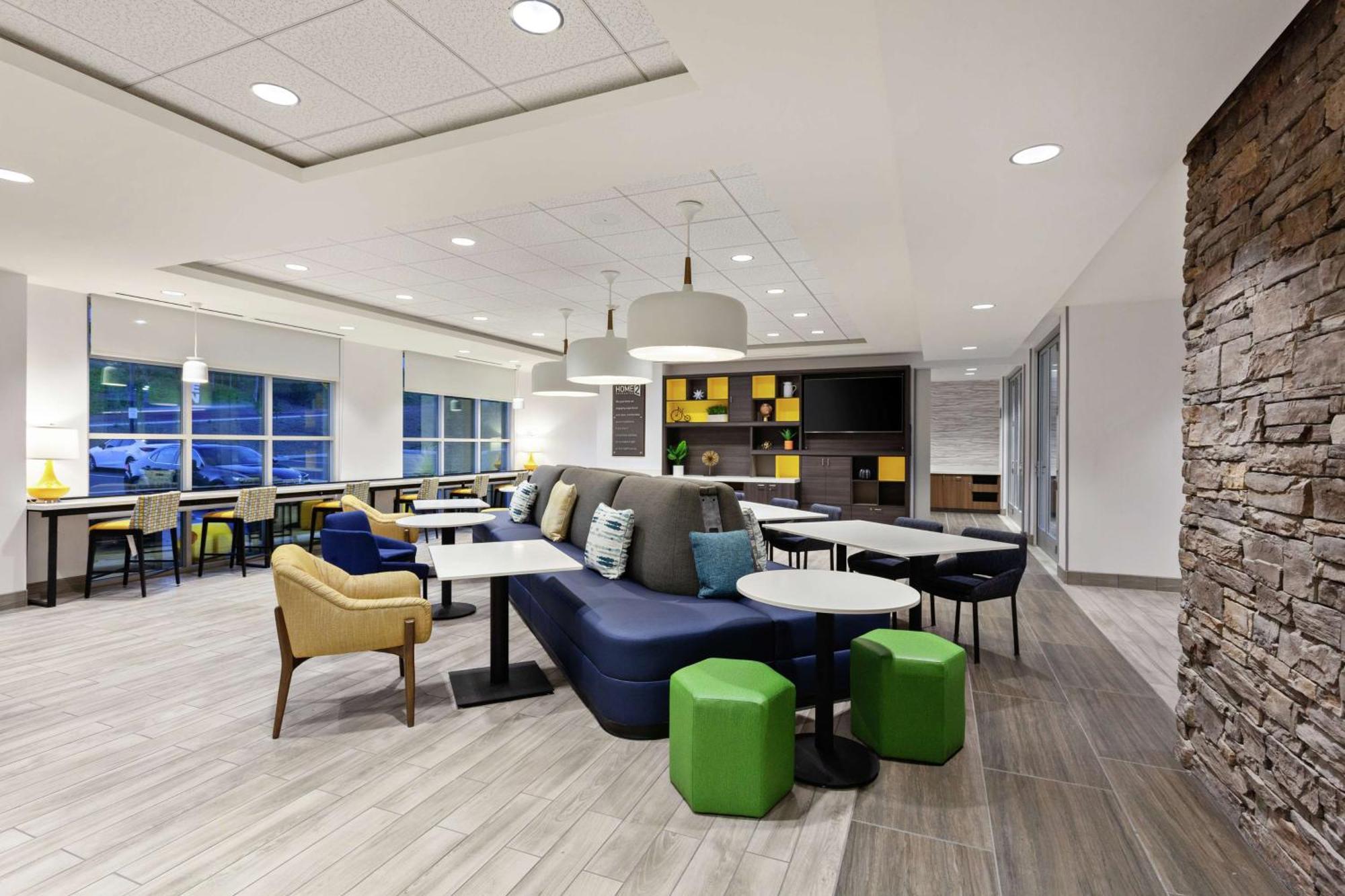 Hotel Home2 By Hilton